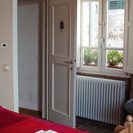 John B .&b. בית הארחה