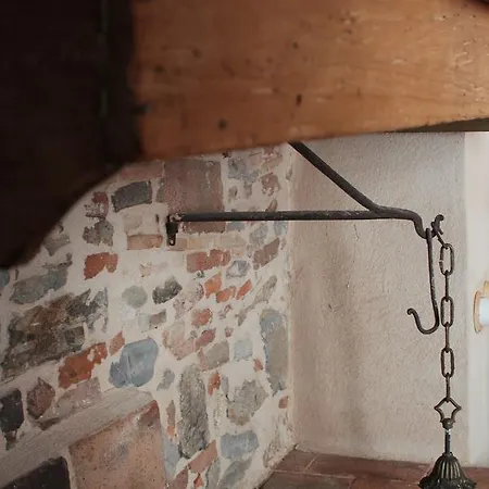 John B .&b. לוקה