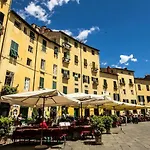 John B .&b. 2* Lucca