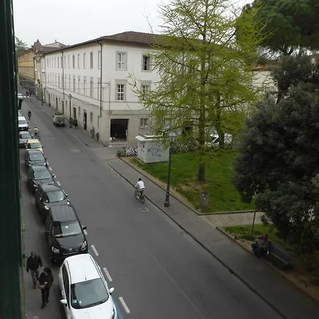 John B .&b. 2* Lucca